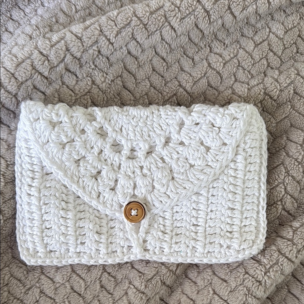 White Crocheted Wallet